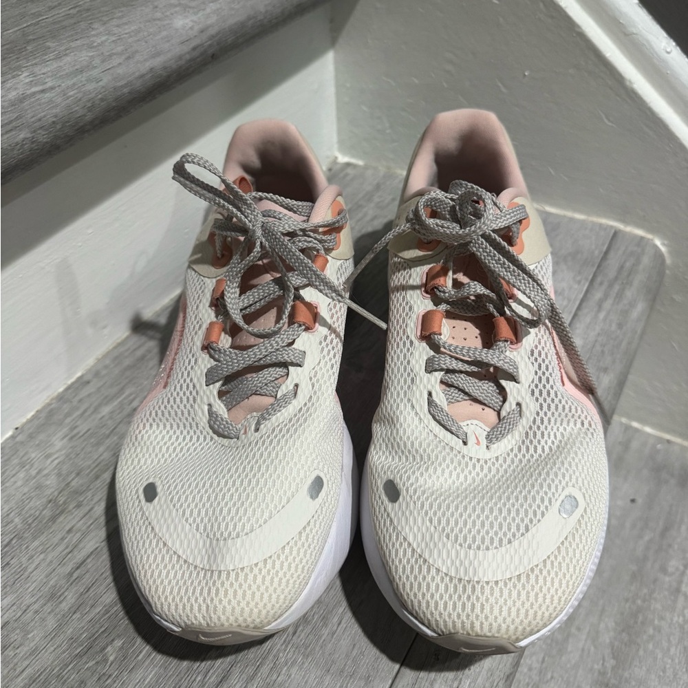 Nike Women's Cream and Pink Sneakers